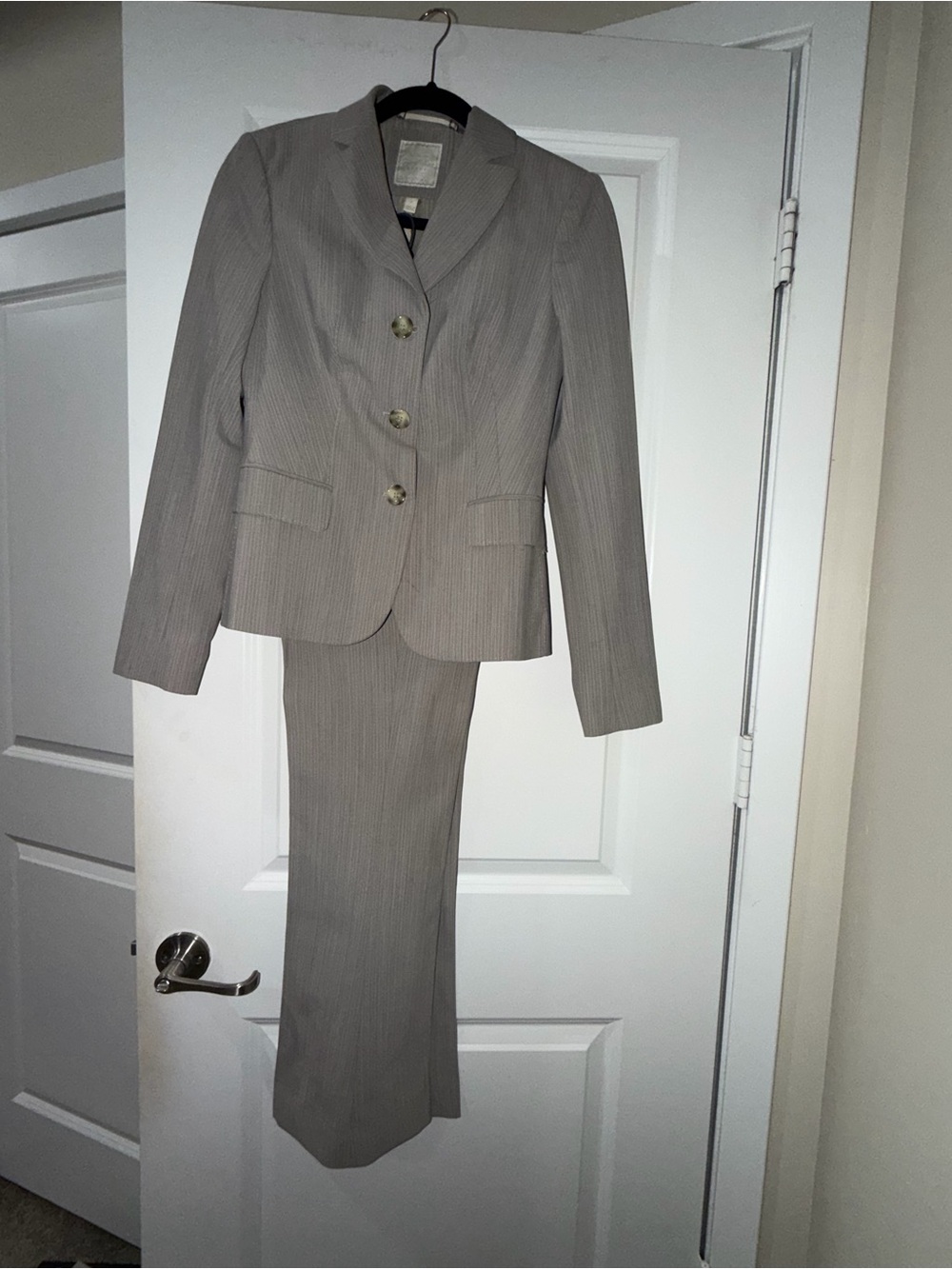 The Limited Perfect Travel Suit Gray Pinstripe 2-Piece Pantsuit